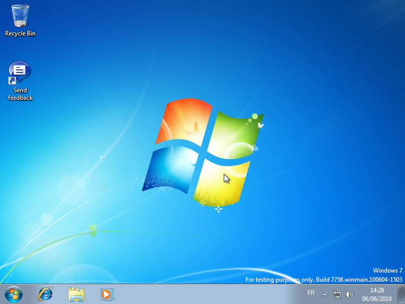 文件:Windows8-6.1.7758.0-Desktop.png