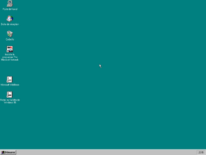 Windows95-4.00.462-French-Desk.png