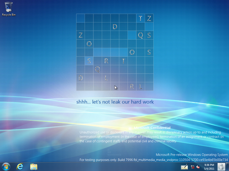 文件:Windows 8-6.2.7996.0-Desktop.png