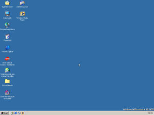 WindowsMe-4.90.2499-Beta3-German-Desk.png