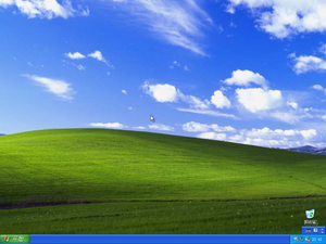 WindowsXP-RTM-Desktop.png