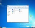 Windows 资源管理器: Desktop folders with ribbon opened
