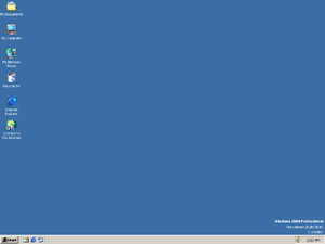 Windows2000-5.00.2000.3-Debug-Desktop.png