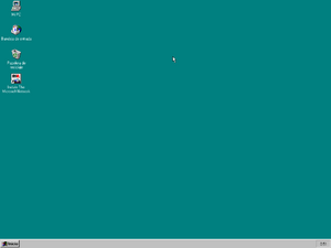 Windows95-4.00.490-Spanish-Desk.png