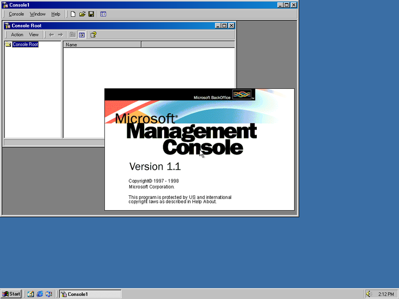 文件:Windows2000-5.0.1877-MMC.png