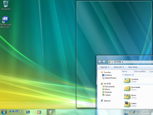 Windows7-6.1.6758.0-AeroSnap-Right.png