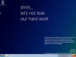 Windows8-build-7792-Desktop.png