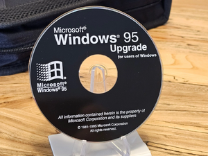 Windows95-4.00.950-r-6-Internal-CD.webp